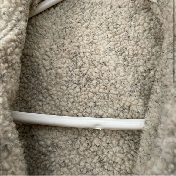 Women’s  Ski/Snowboarding Jacket - Picture 3 of 7